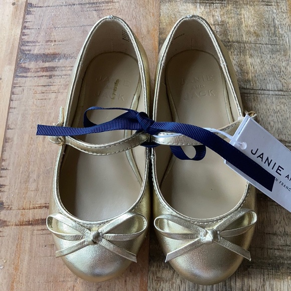 Janie and Jack Other - NWT Janie and Jack dress shoes size 9